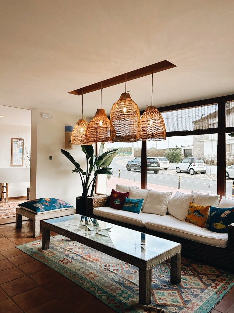 Abajur em Rattan Laga