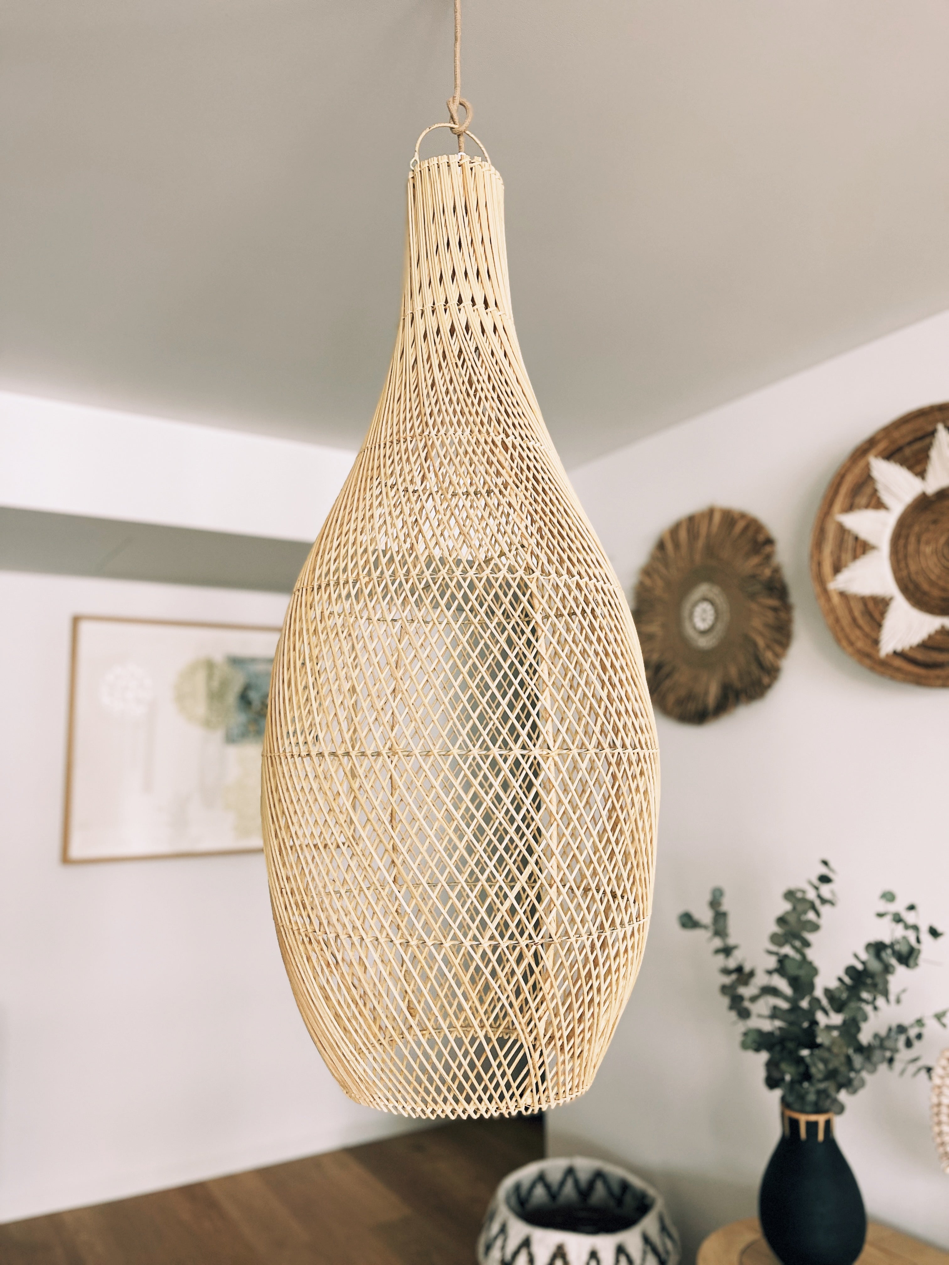 Abajur em Rattan Berau