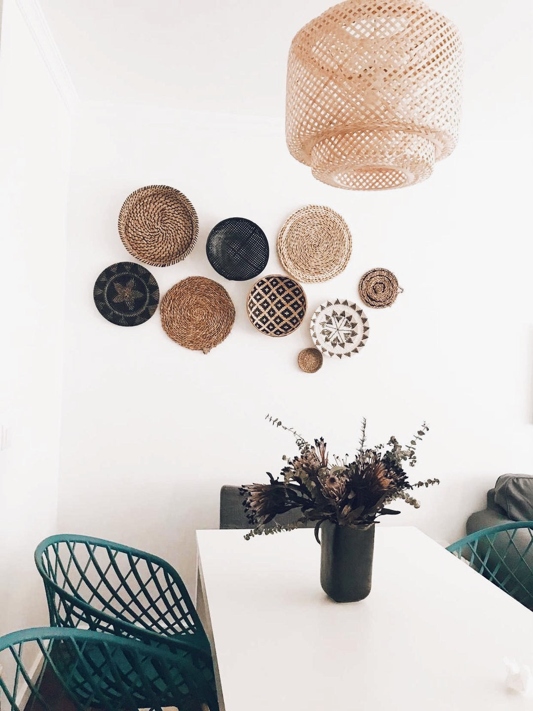 Lombok Black Wall Plate