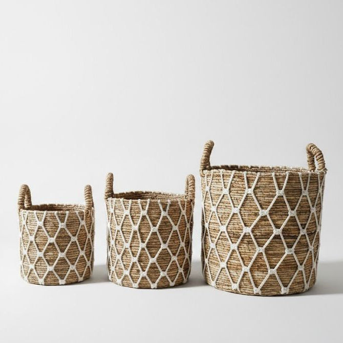 Cabalaki Basket White Pattern