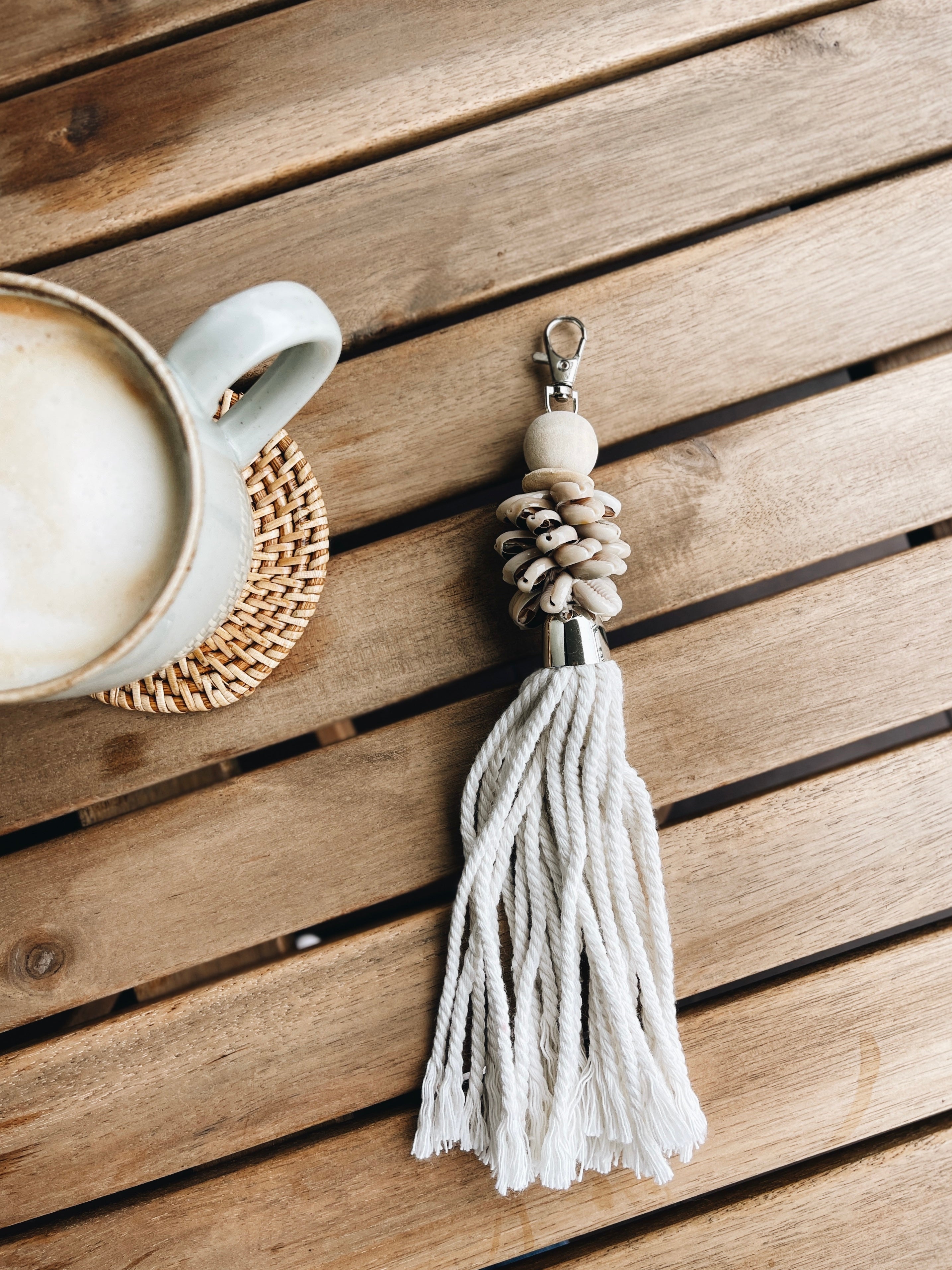 Porta-chaves Conchas Alor Cowrie Branco