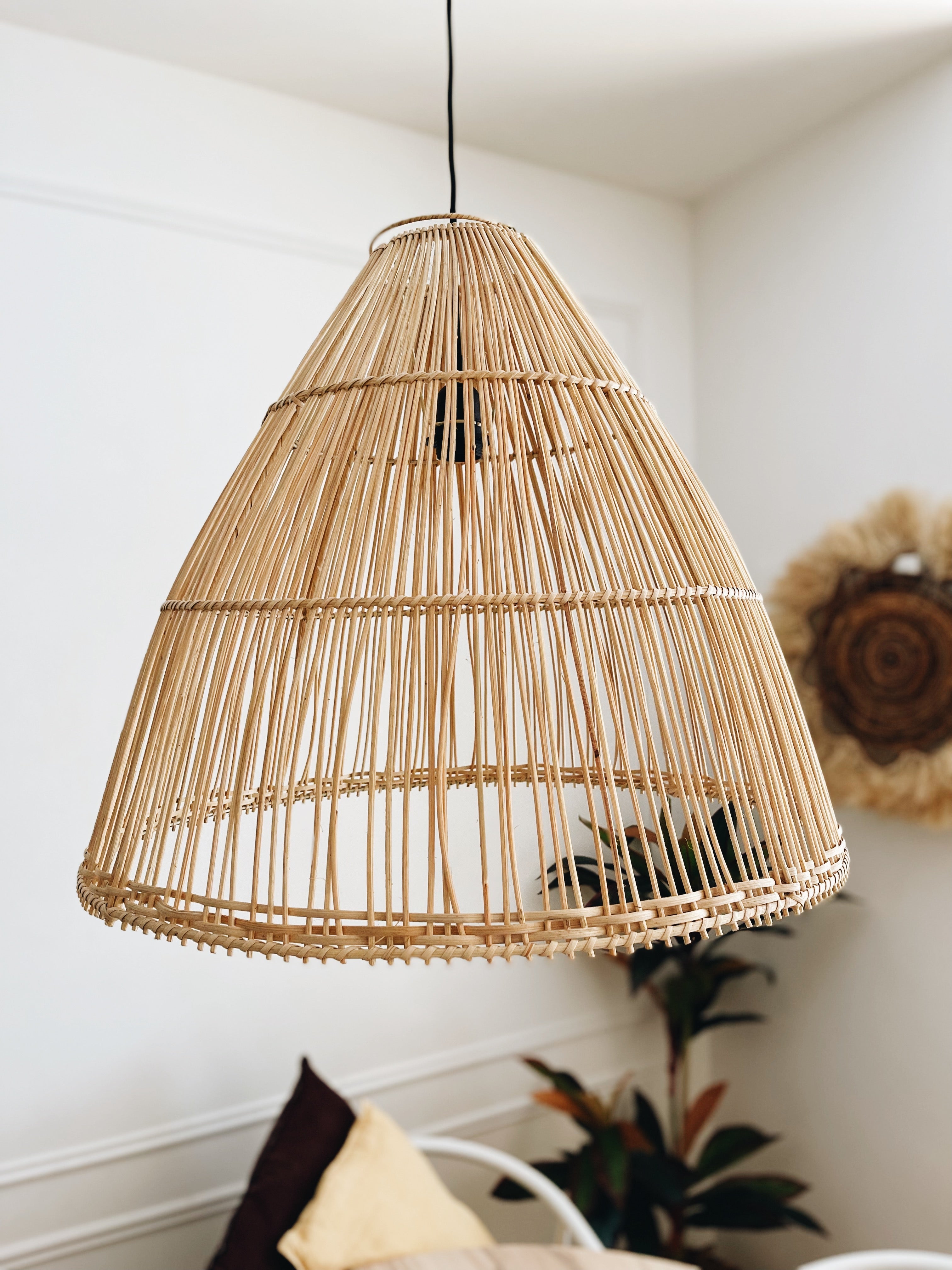 Abajur em Rattan Bobonaro