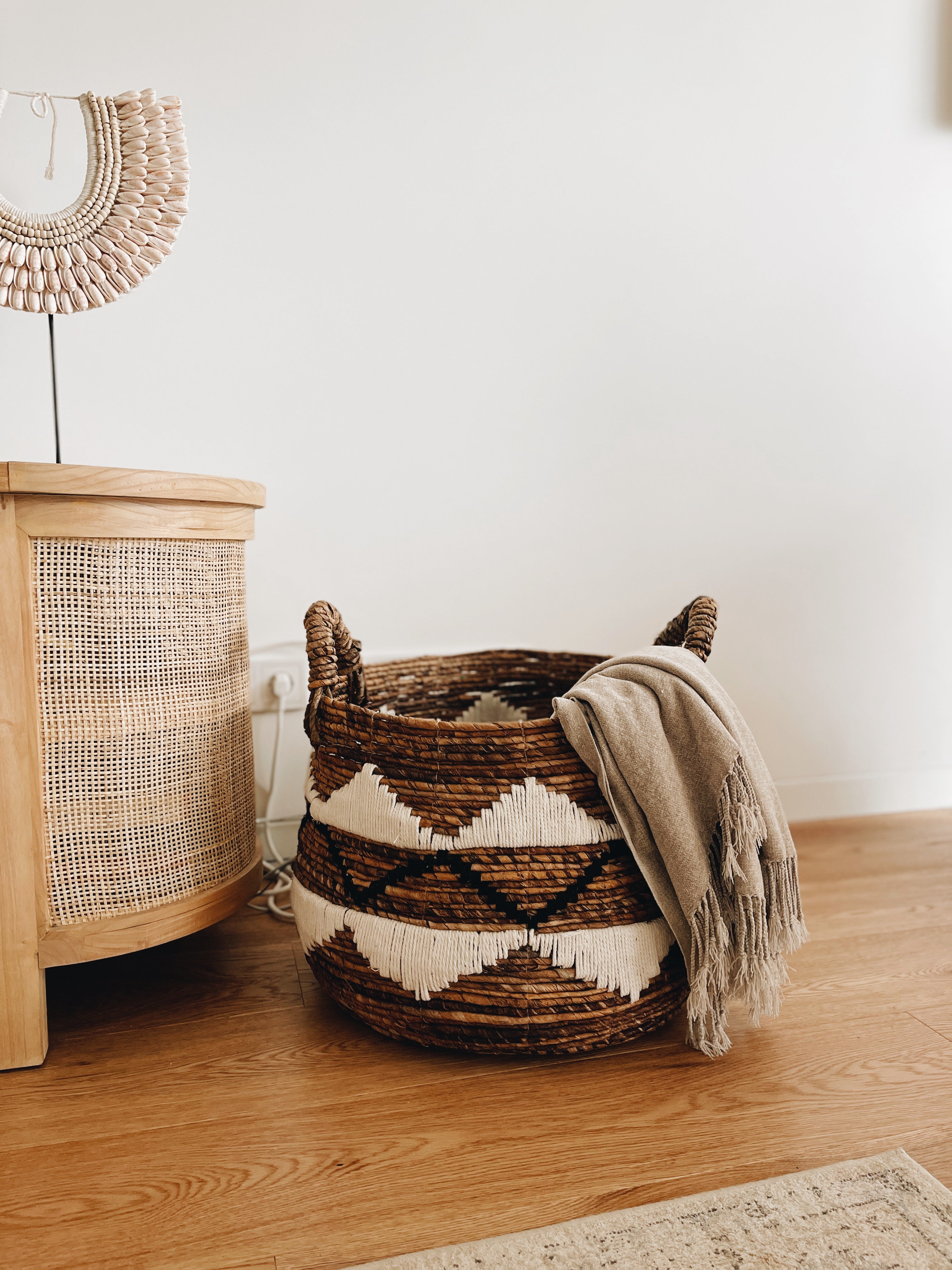 Lospalos Oval Basket