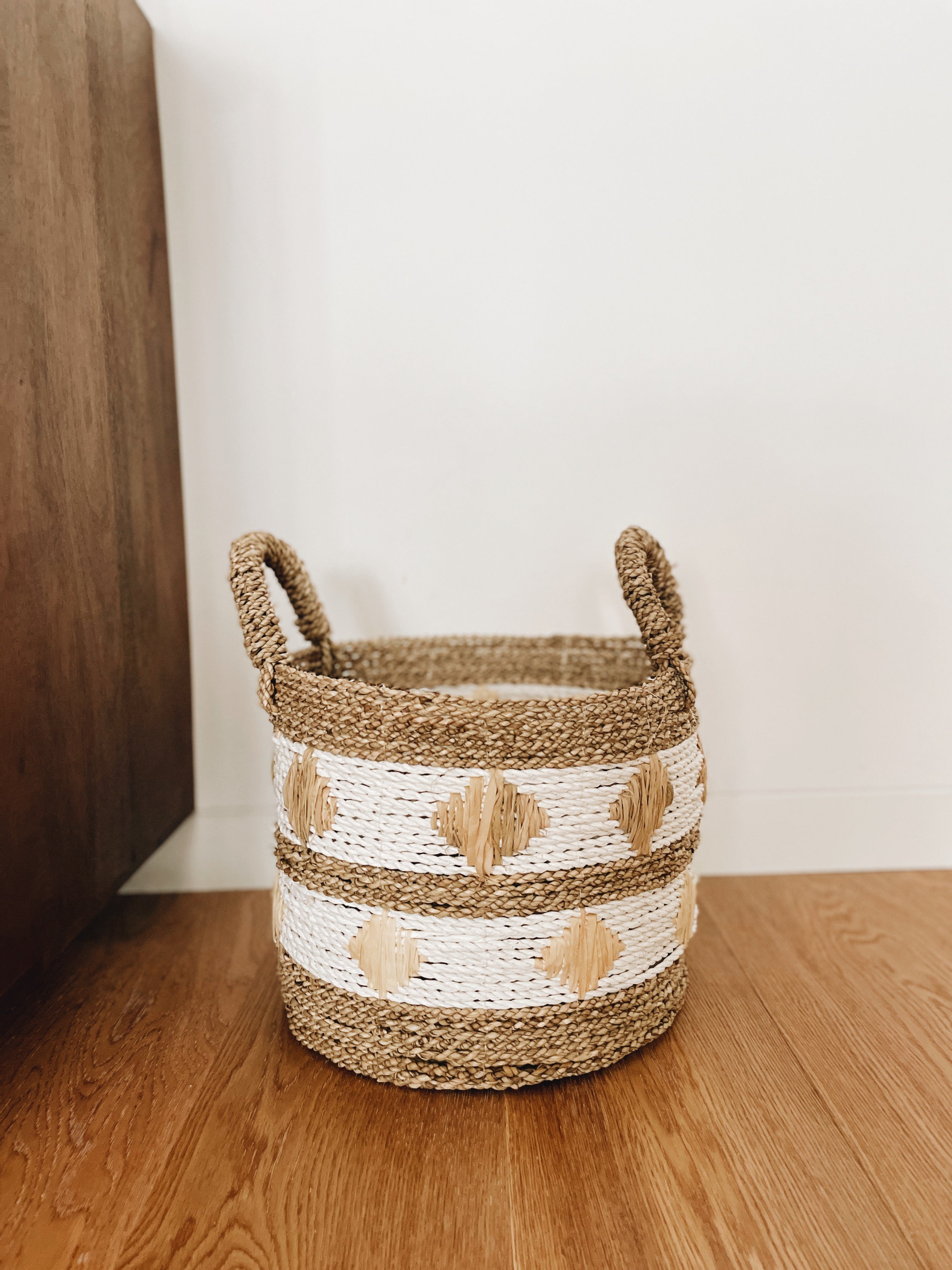 Lembar Raffia Basket