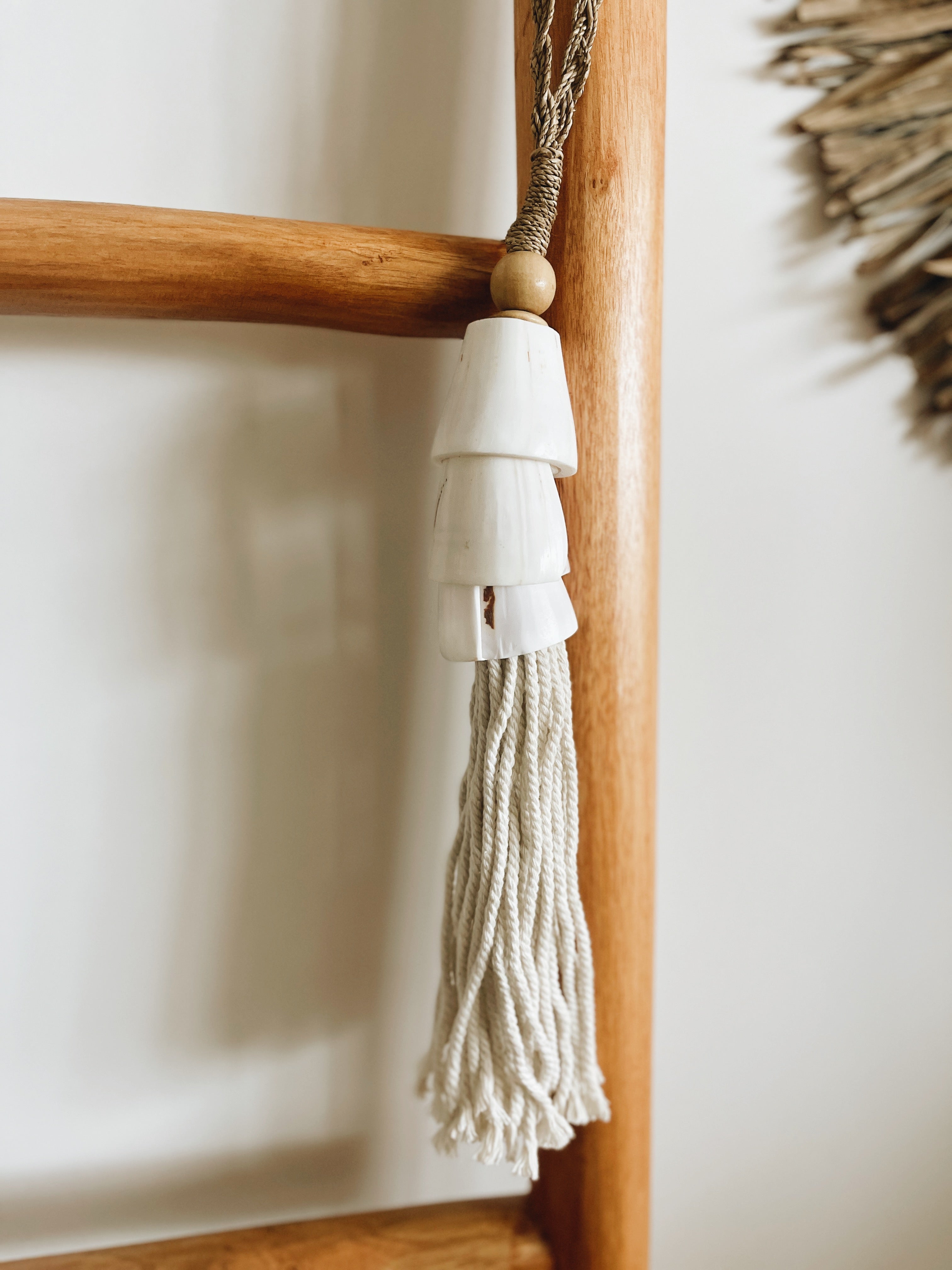 Acessório Decorativo com Conchas Caicoli