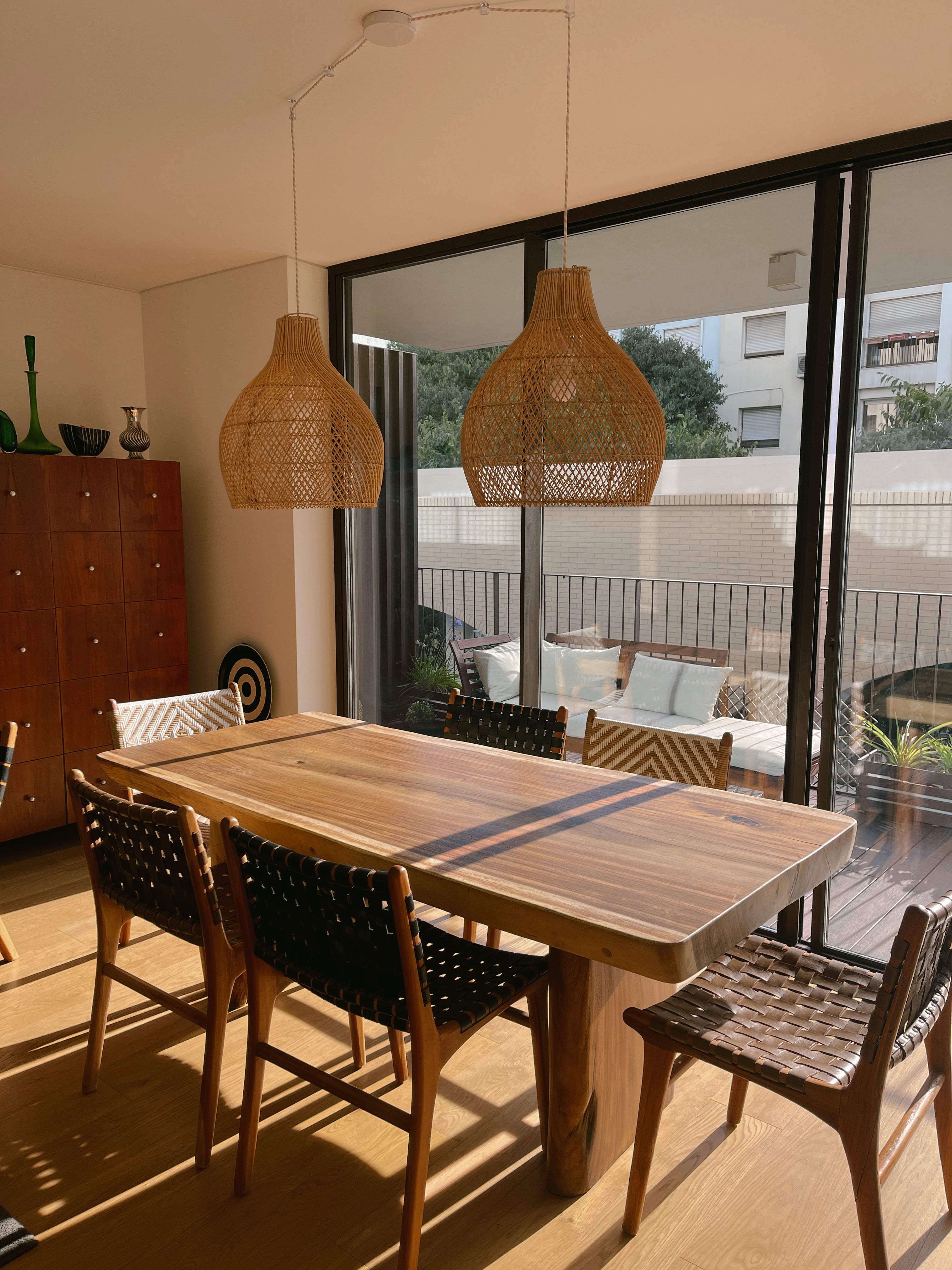 Abajur em Rattan Atambua