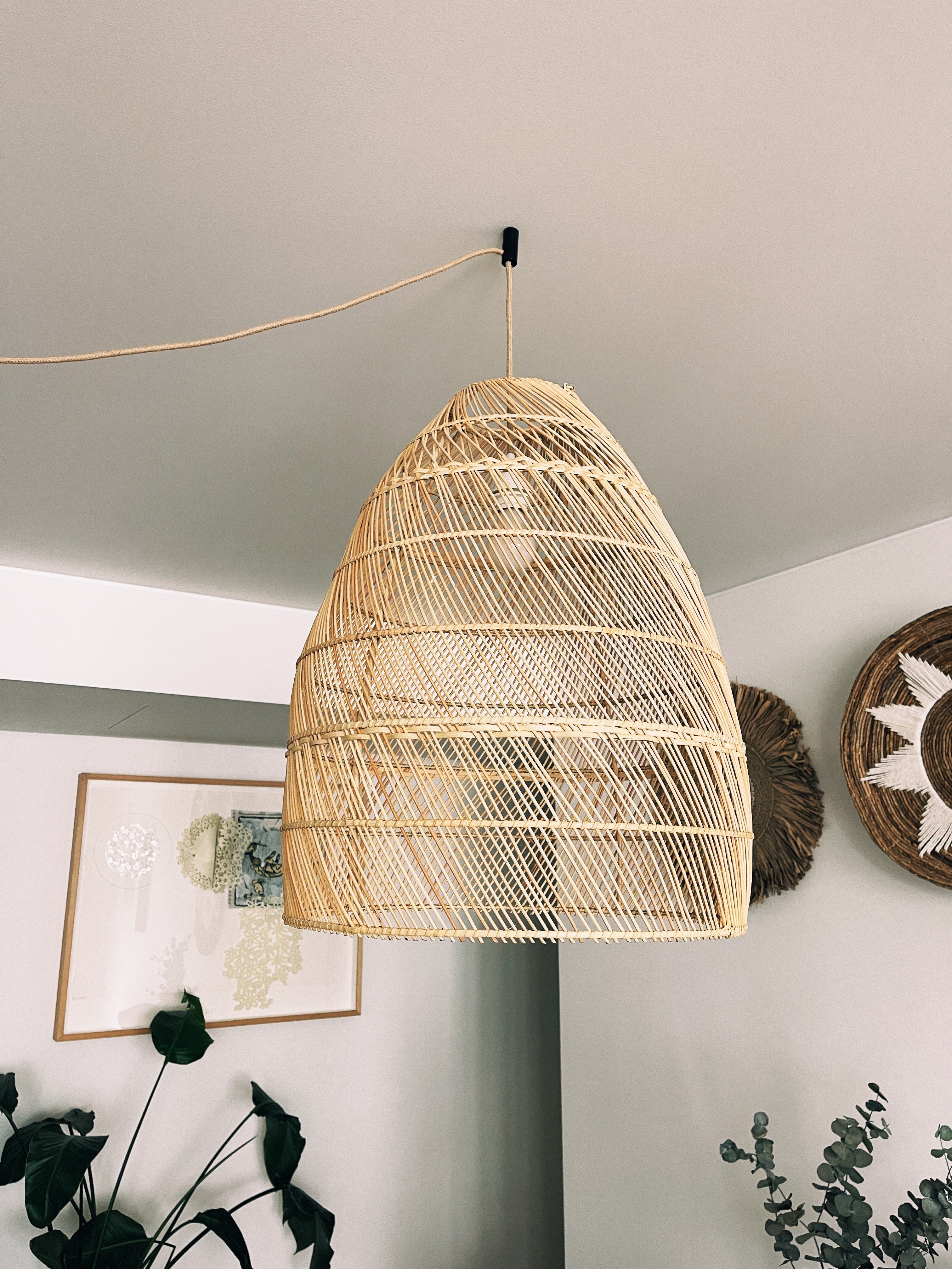 Abajur em Rattan Beloi