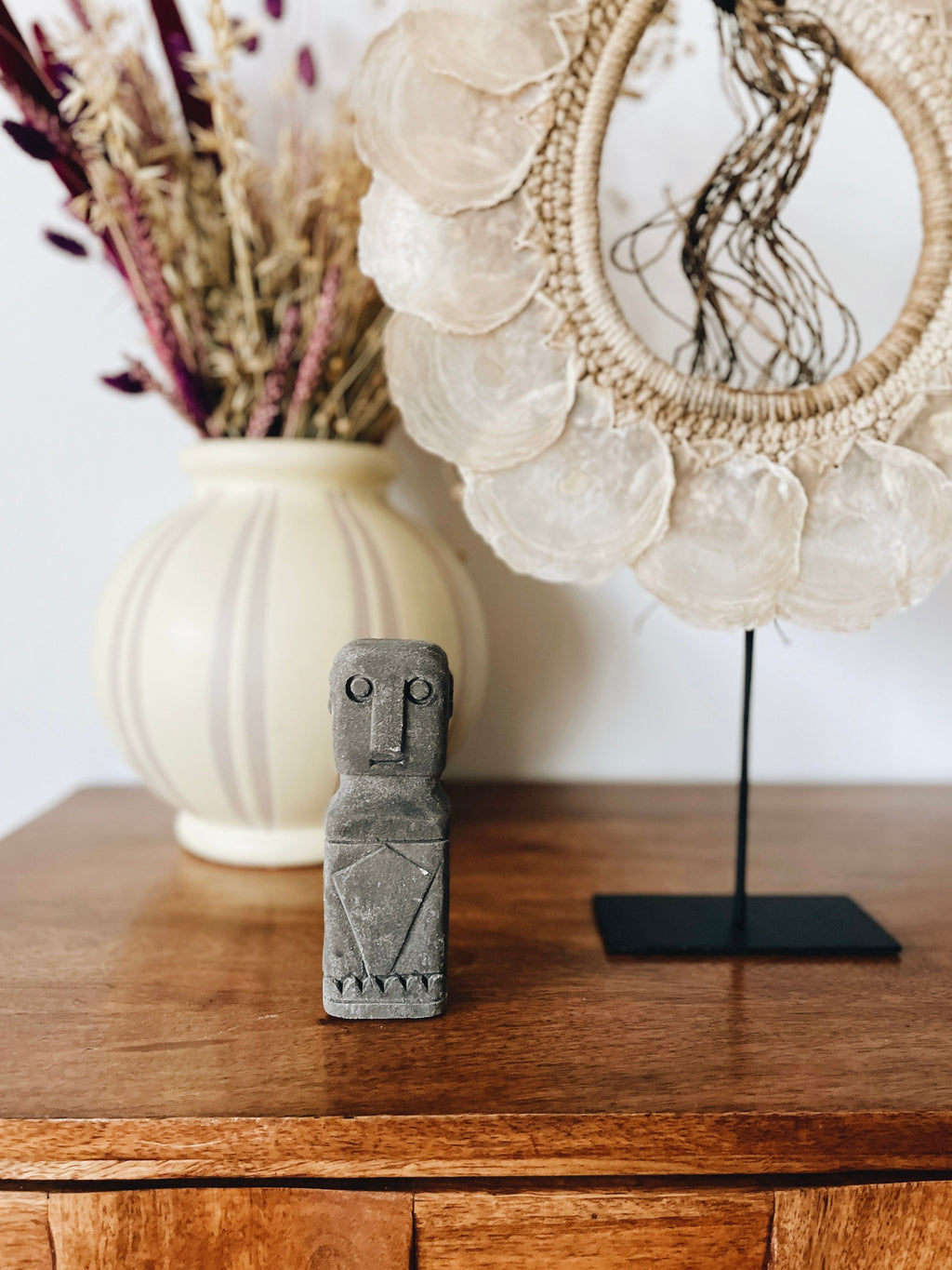 Estatueta de Pedra Maun Kik Lima