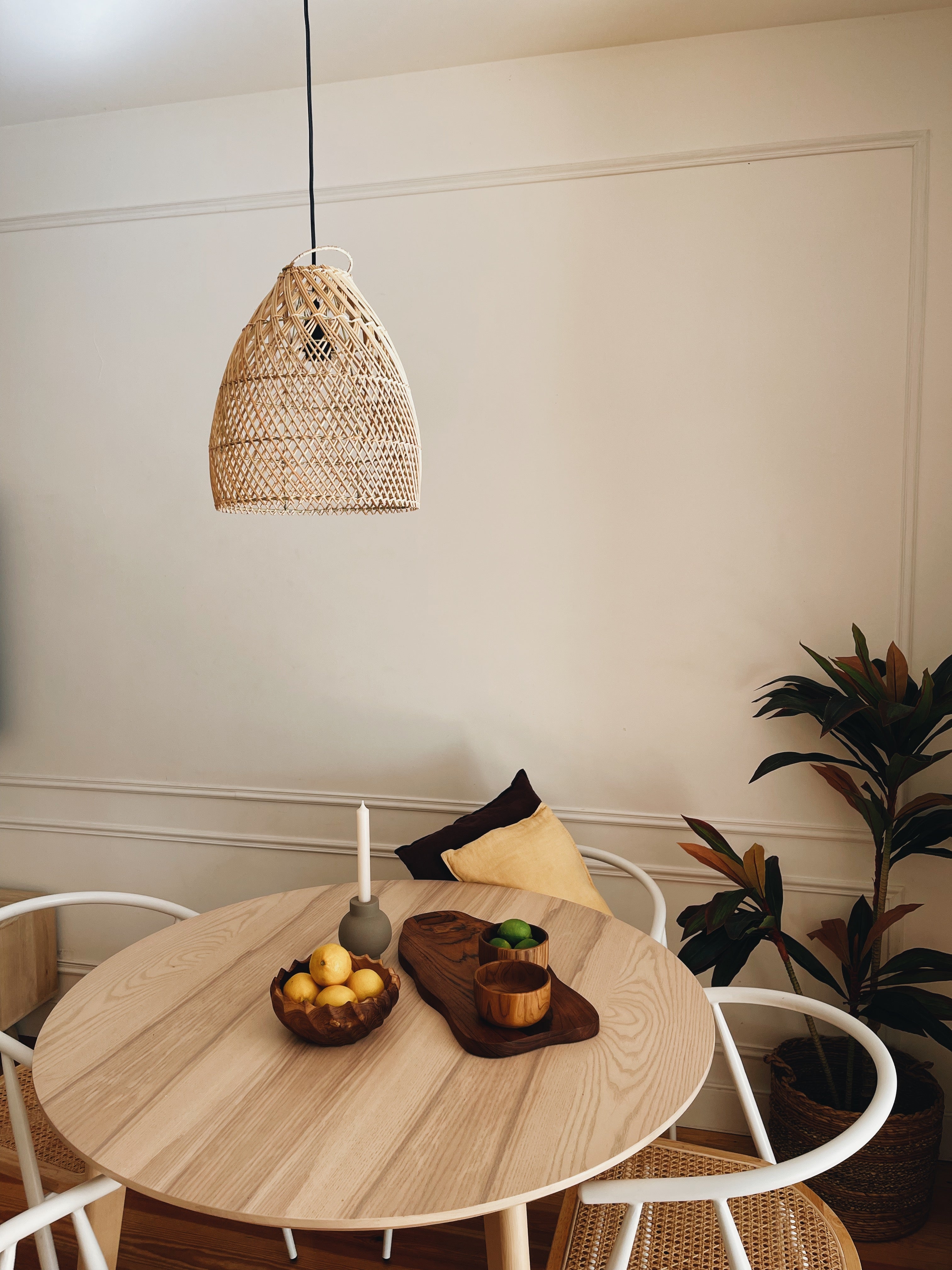 Abajur em Rattan Laga