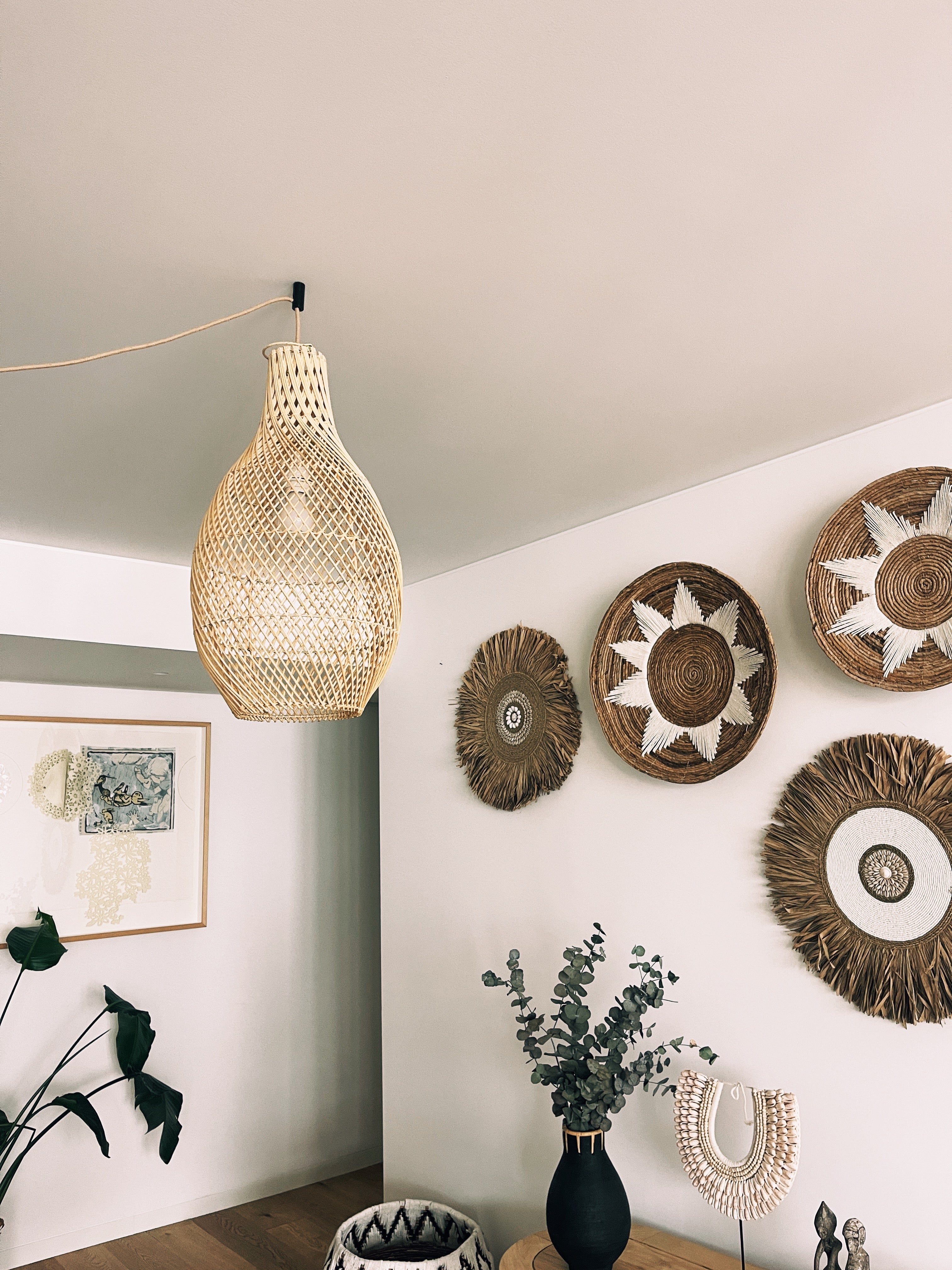 Abajur em Rattan Berau