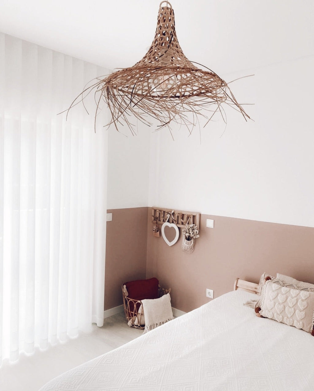 Abajur em Rattan Mangsit