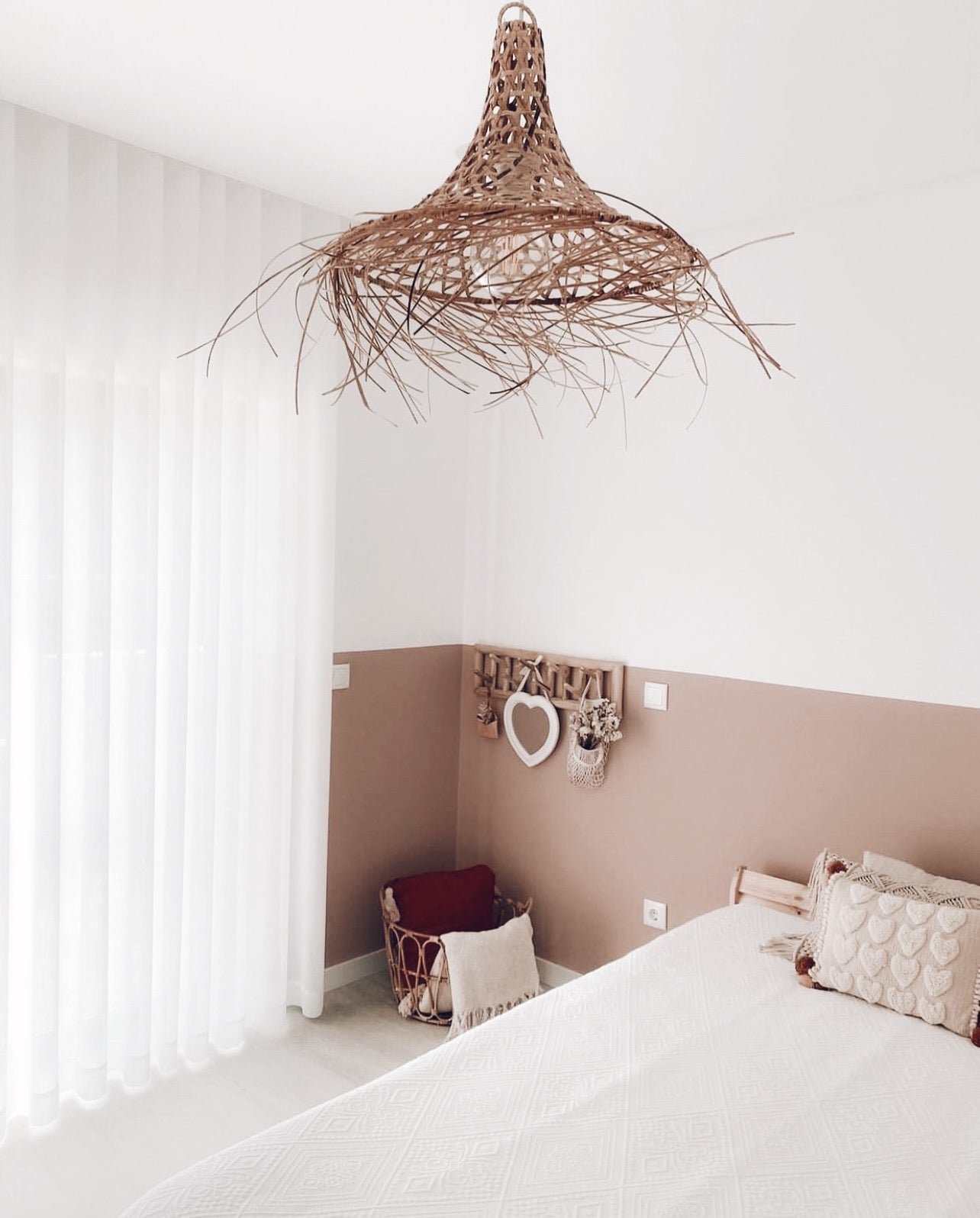 Abajur em Rattan Mangsit