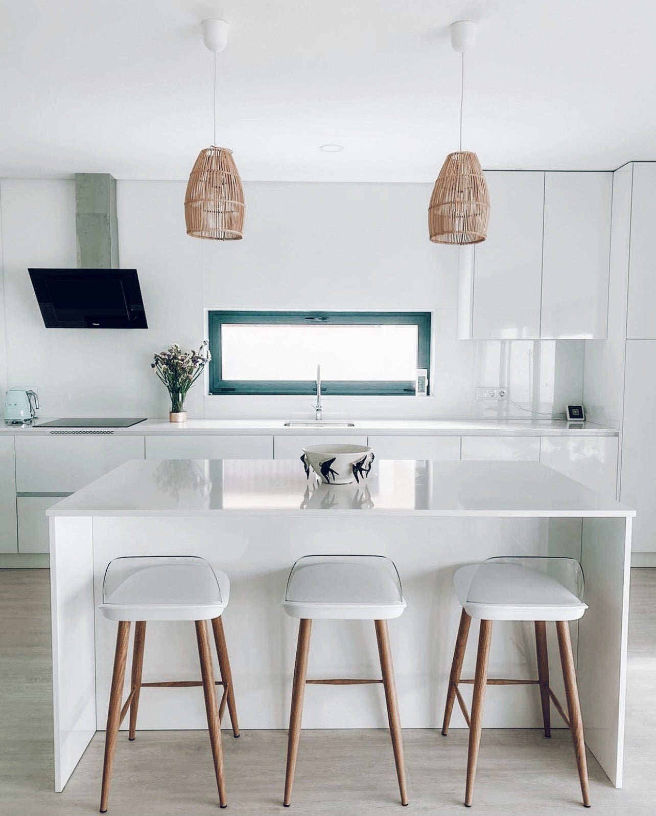 Abajur em Rattan Ayana