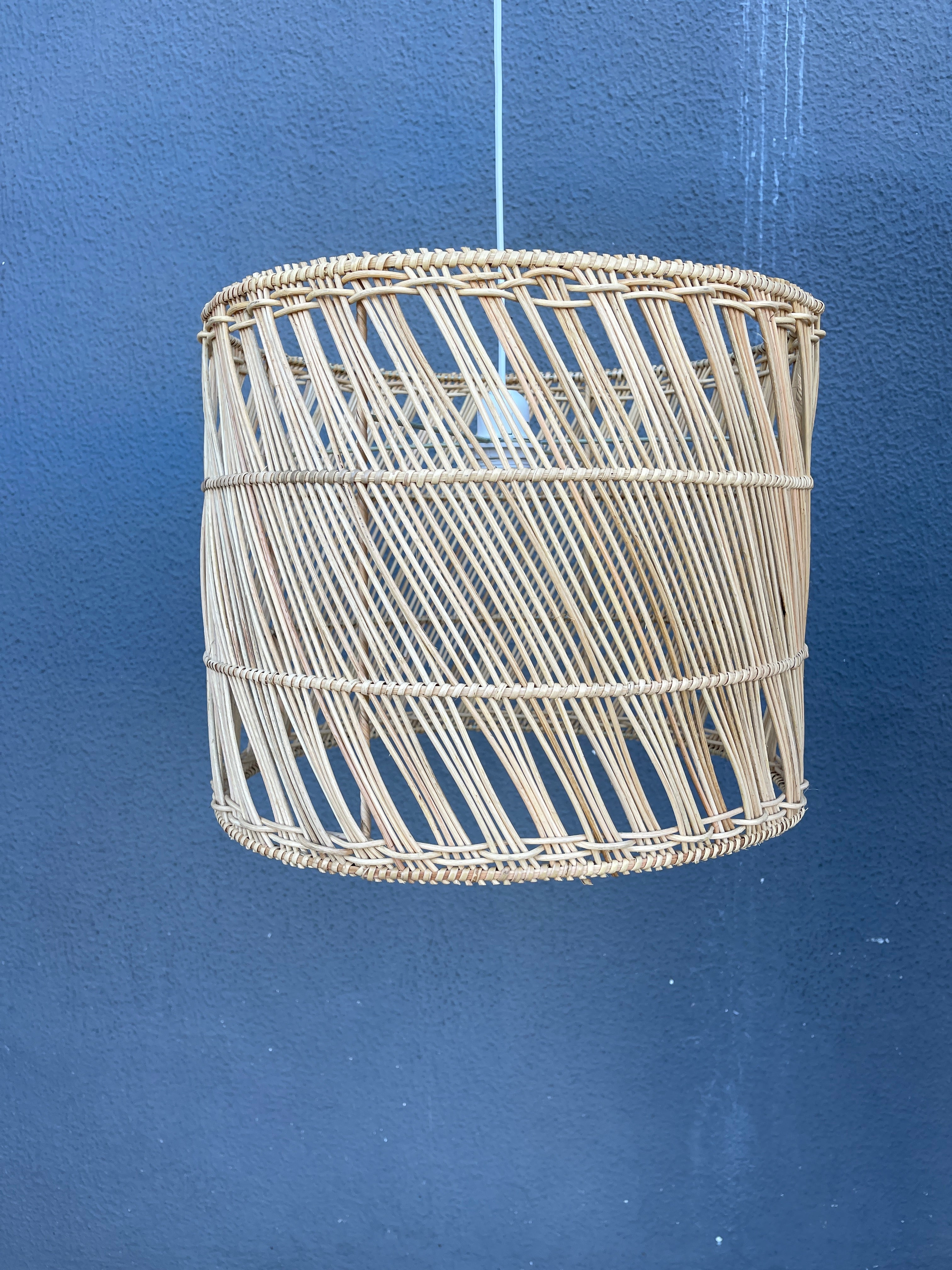 Abajur em Rattan Suai