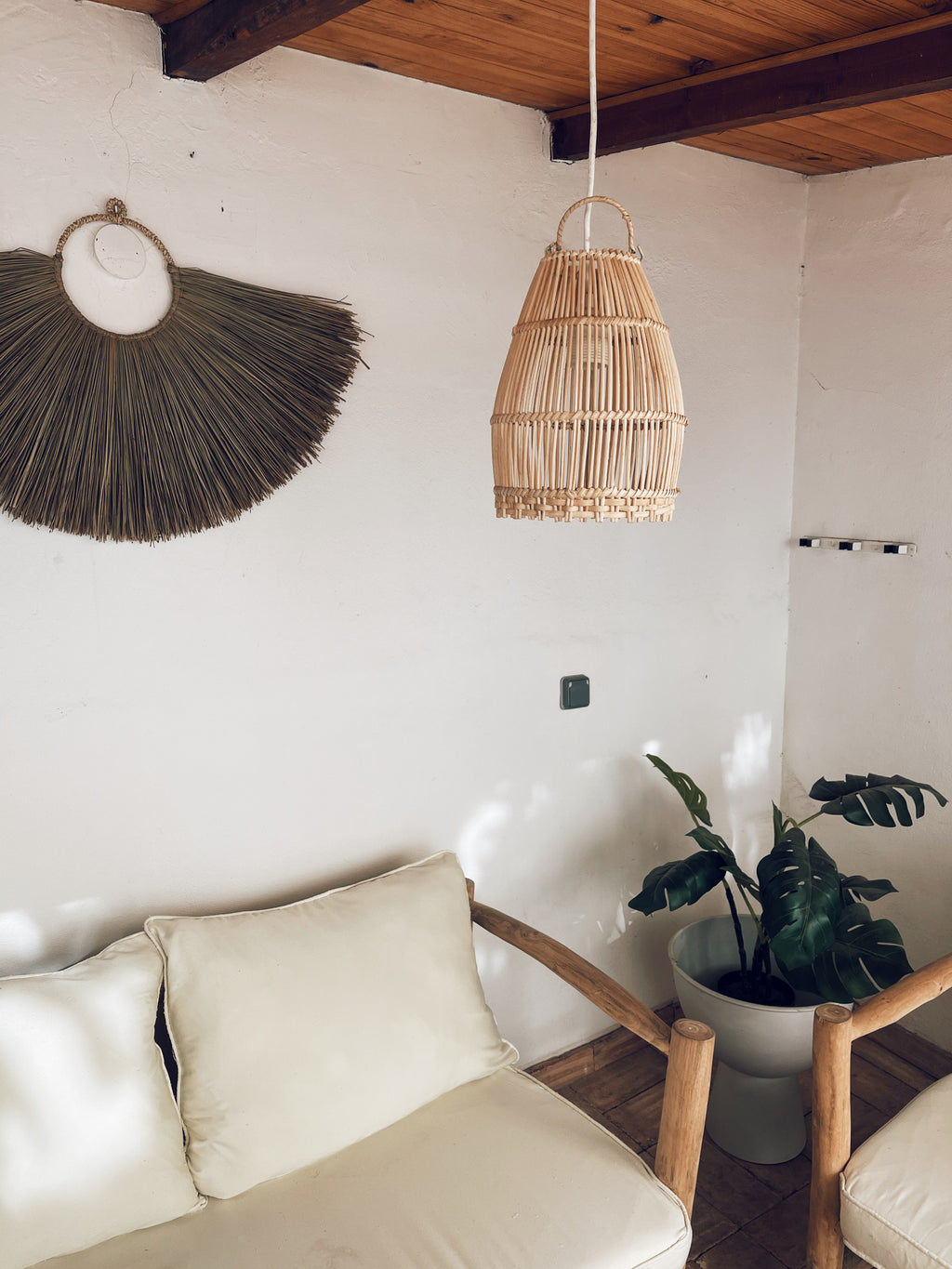 Abajur em Rattan Ayana