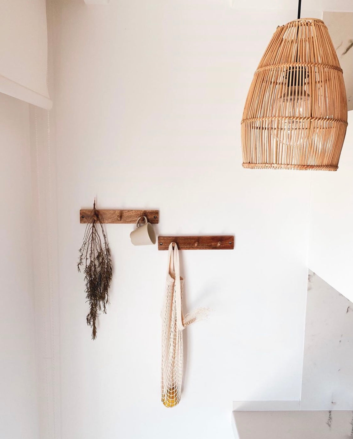 Abajur em Rattan Ayana