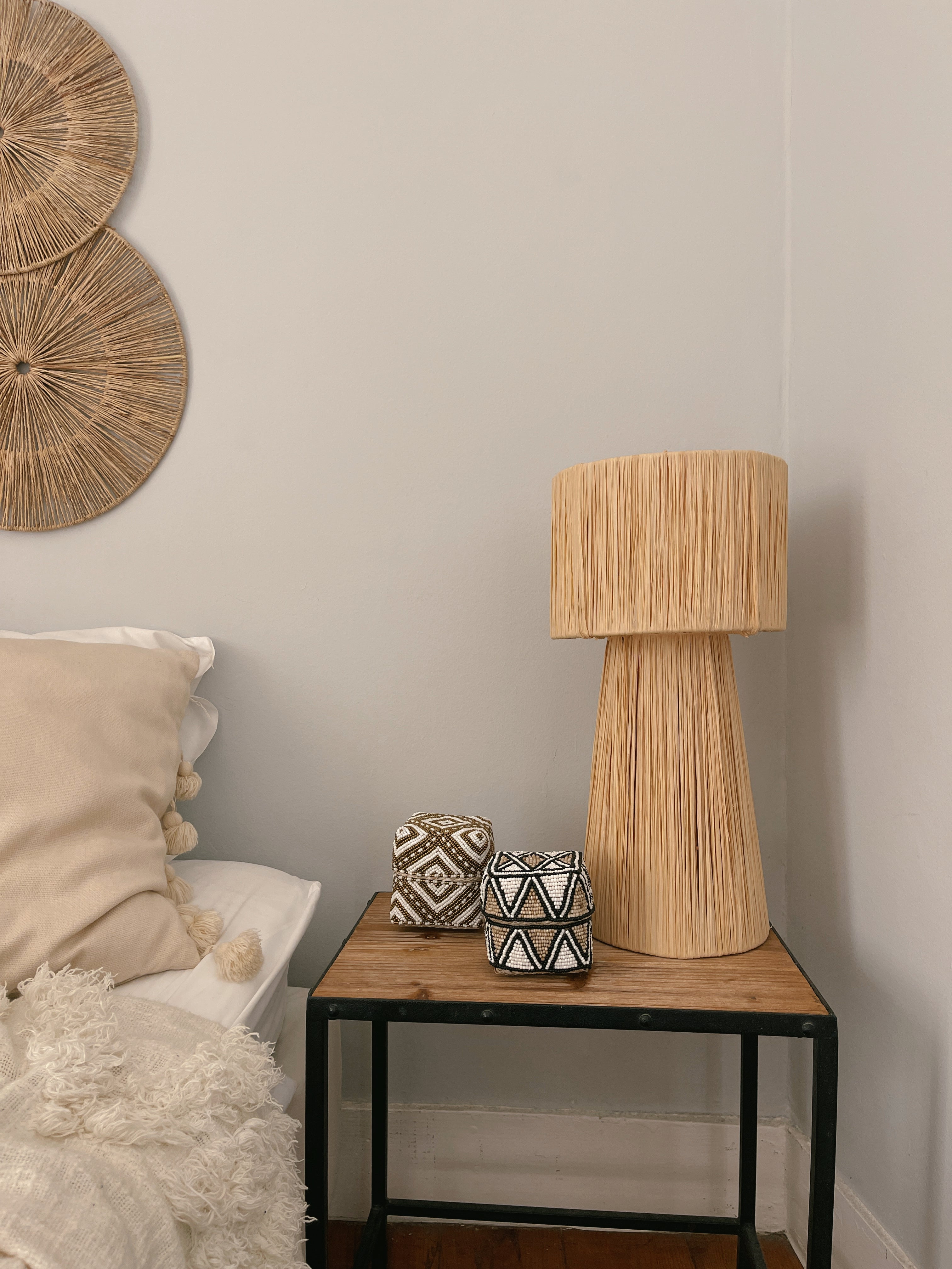 Caixa de Missangas Melasti - Branca e Dourada