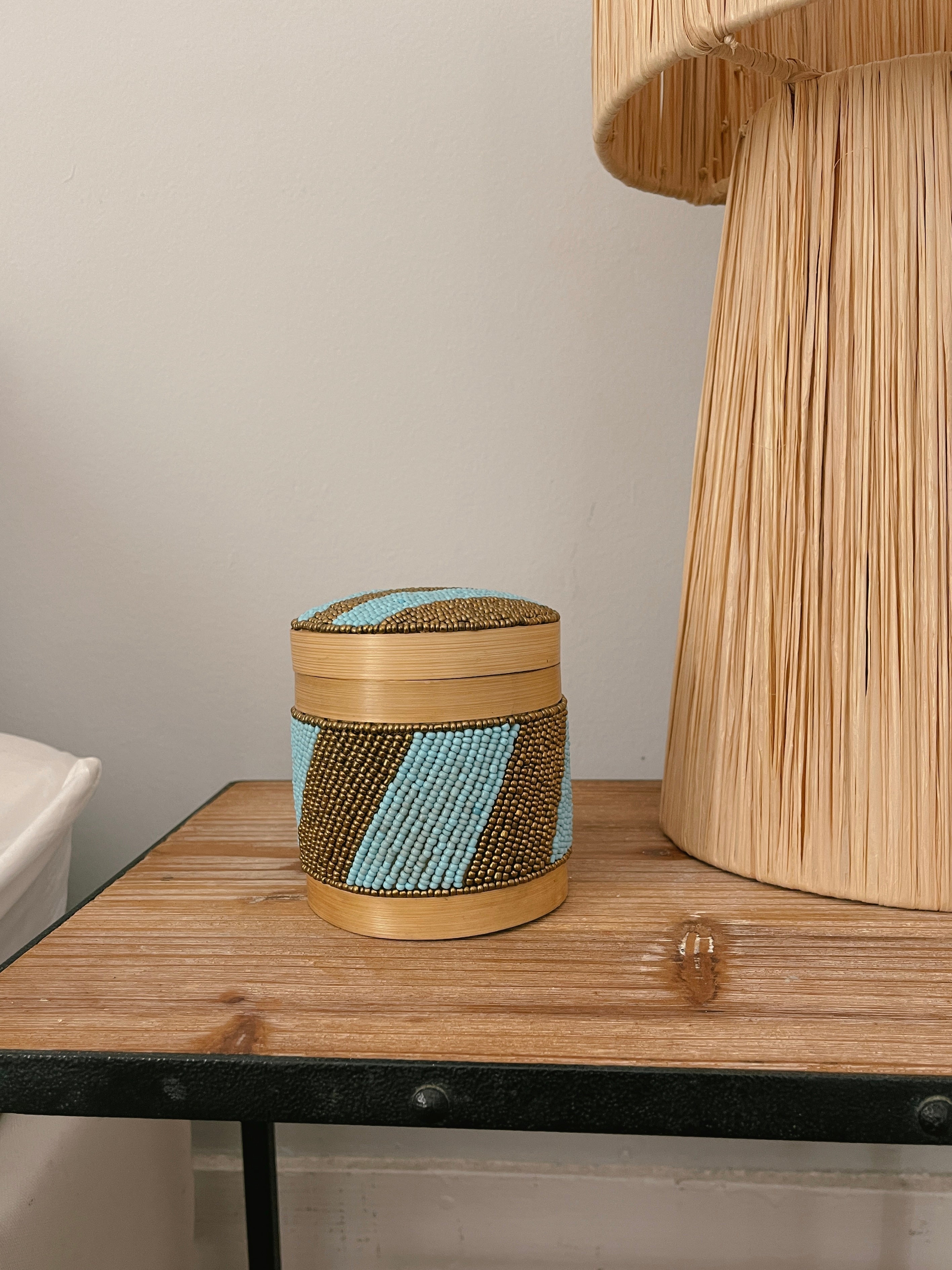 Caixa de Missangas Melasti - Azul e Dourada