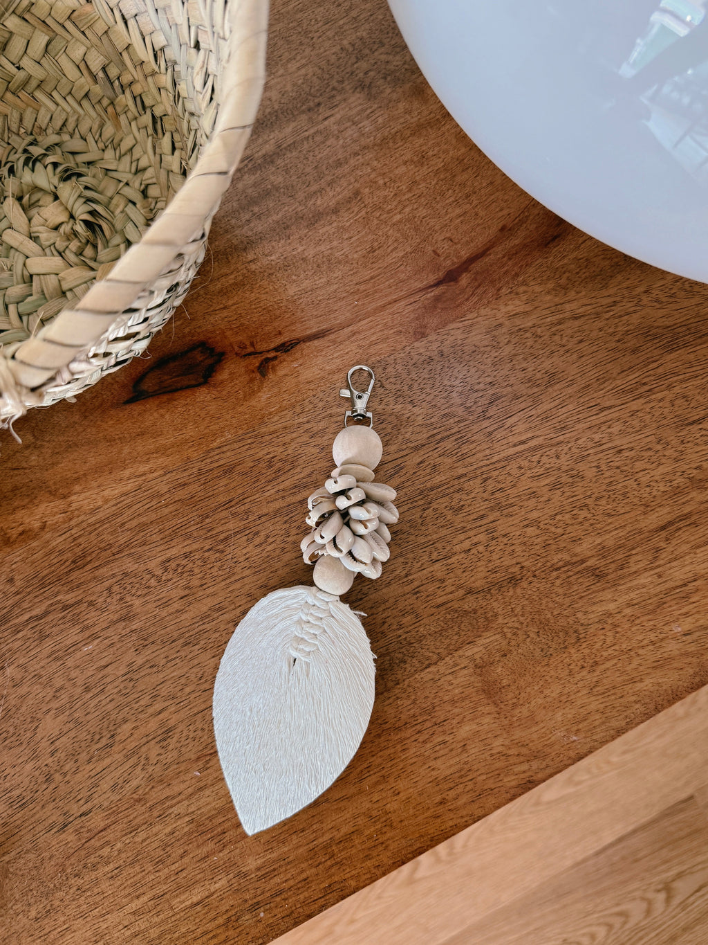 Porta-chaves Conchas Alor Cowrie Leaf